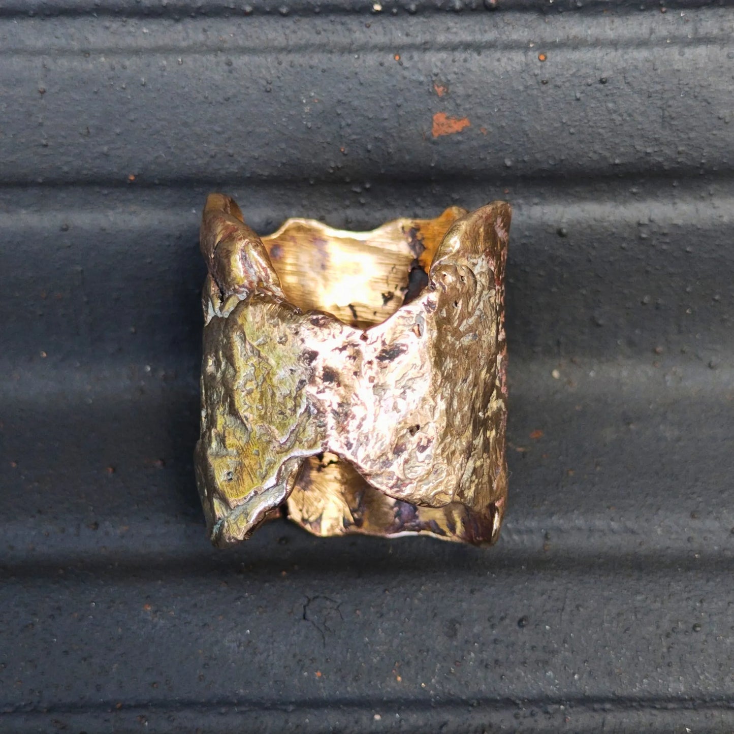 Large Ripple Ring