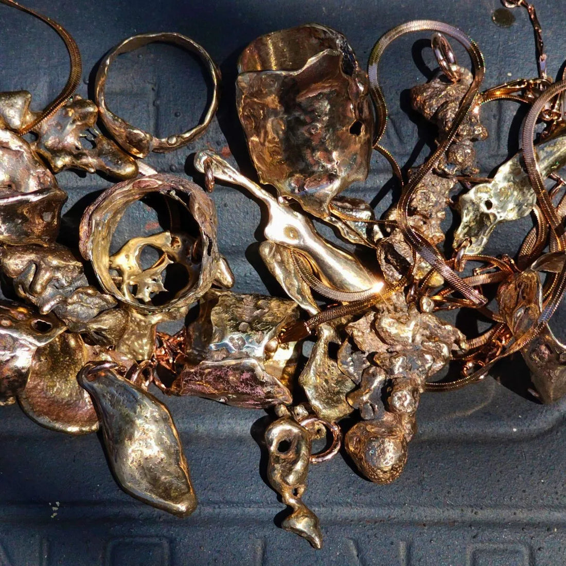 One-of-a-Kind Jewellery: What It Means (and Why It Matters)